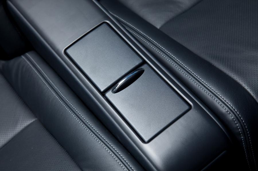  Lexus IS250C 2008 года  (фото 108 из 113)